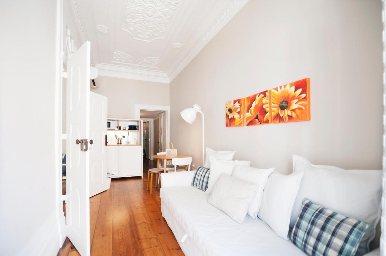 Apartamentos Com Historia กิมาไรส์ ภายนอก รูปภาพ